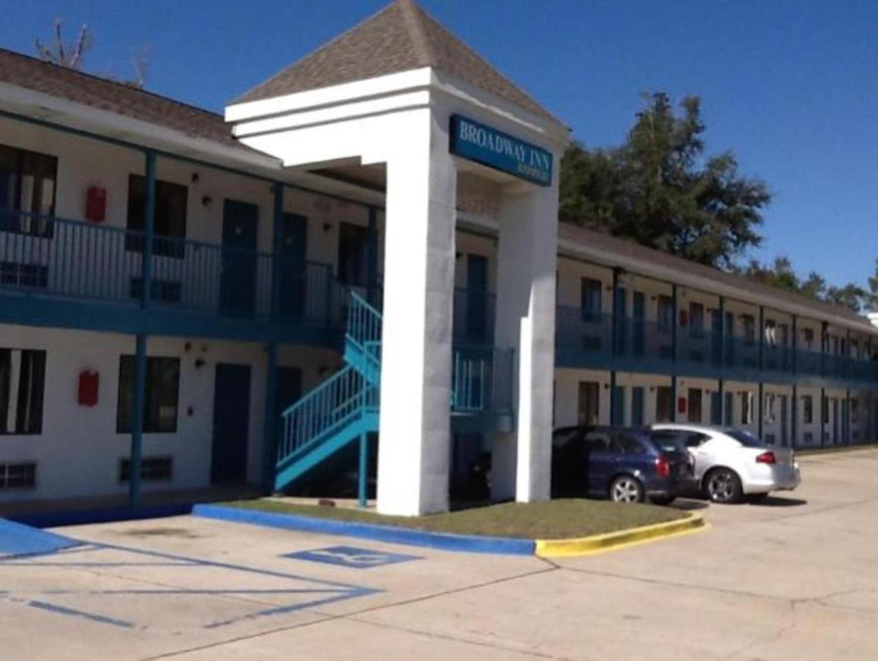 Broadway Inn Express Biloxi Exteriör bild